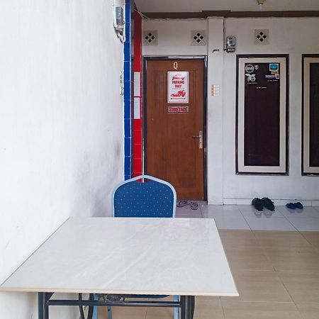 Malibu Syariah Bogor Redpartner Hotel Exterior foto